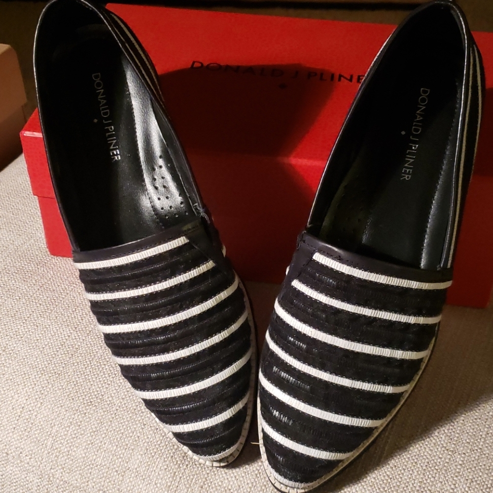 Donald Pilner Slip on